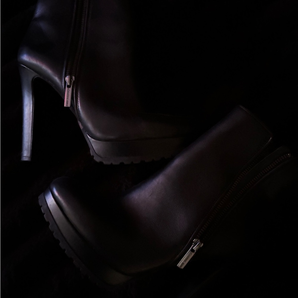 Gianni Bini Black Heeled Boots